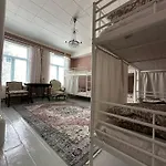 Cafe Bed & Breakfast