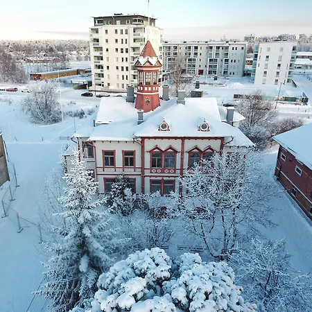 فندق مبيت وإفطار Cafe أولو