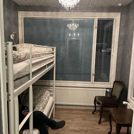 فندق مبيت وإفطار Cafe أولو