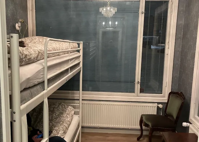 Cafe Bed & Breakfast *