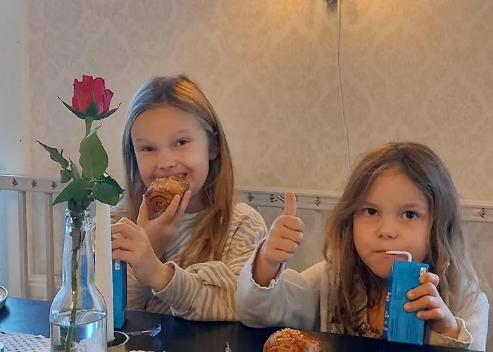 Bed & Breakfast Cafe